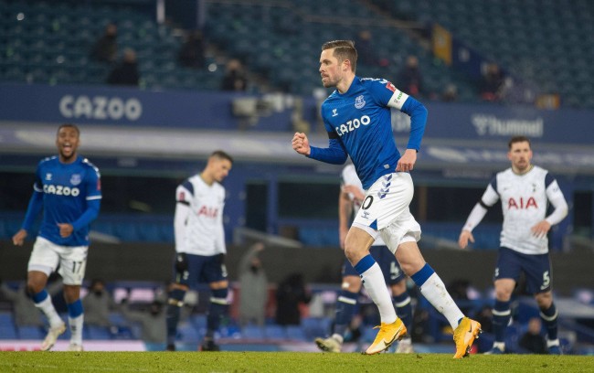 马杜埃凯的 马杜埃凯的