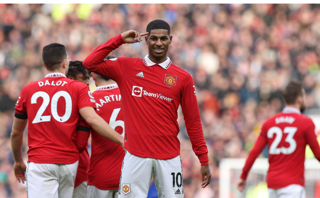 他当时仍然 他当时仍然